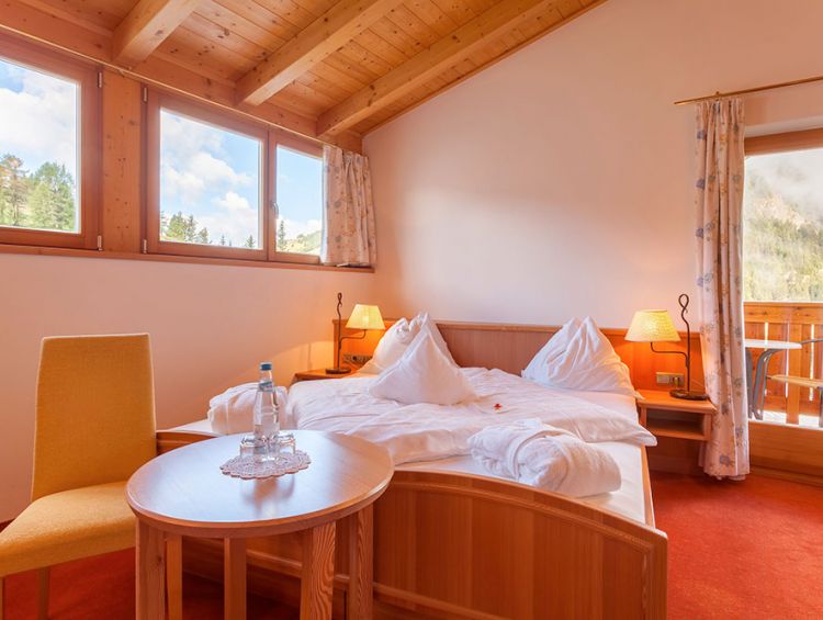 Hotel Monte Piz Camera Rododendro Zimmer Alpenrose 4